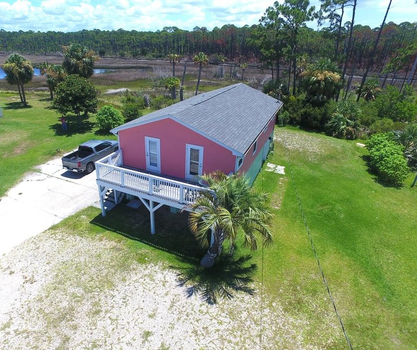 LOCATION! LOCATION! LOCATION! Prime MIXED USE opportunity - Beach Home for sale in Port St Joe, Florida on Beachhouse.com