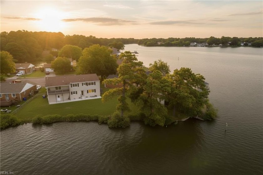 Welcome to this renovated, deep-water access home, offering - Beach Home for sale in Norfolk, Virginia on Beachhouse.com