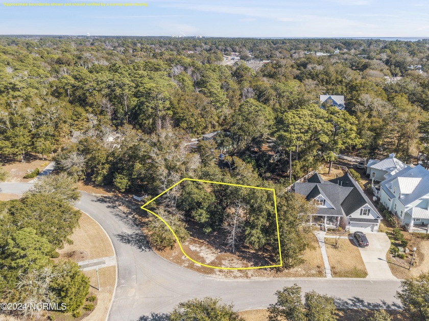 Beautiful homesite in highly desired neighborhood of Cottage - Beach Lot for sale in Southport, North Carolina on Beachhouse.com