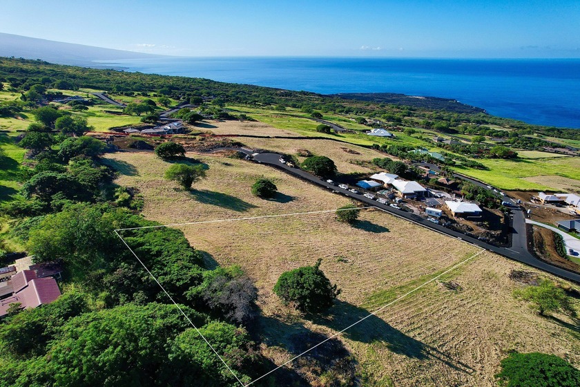 Hokulia Phase 1, Developer Lot 141 boasts 2.48 acres-a premier - Beach Acreage for sale in Kealakekua, Hawaii on Beachhouse.com