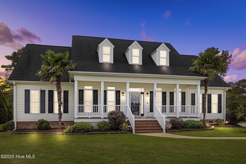 If you're looking for space, comfort, and a prime location, this - Beach Home for sale in Morehead City, North Carolina on Beachhouse.com