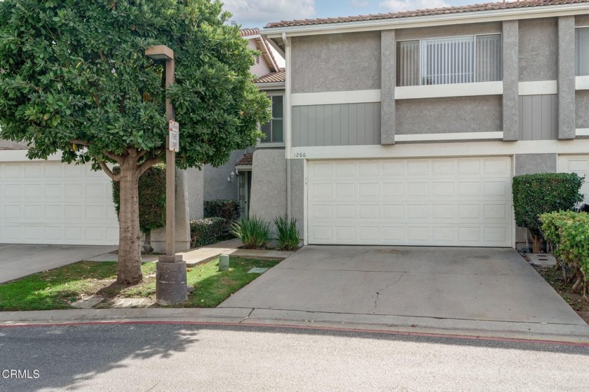 This beautiful townhouse boasts a well-designed floor plan that - Beach Townhome/Townhouse for sale in Oxnard, California on Beachhouse.com