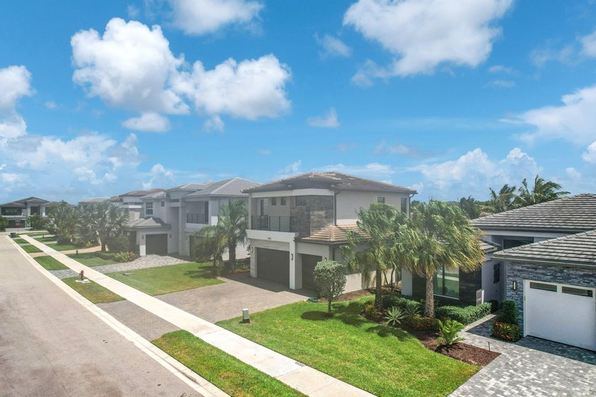 Welcome to this Pacifica Premium model in the Bali Collection - Beach Home for sale in Boca Raton, Florida on Beachhouse.com