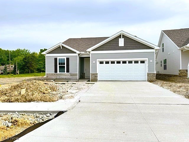 Our Summer ready Quick Move-In Ranch home is a beautiful - Beach Home for sale in Avon Lake, Ohio on Beachhouse.com