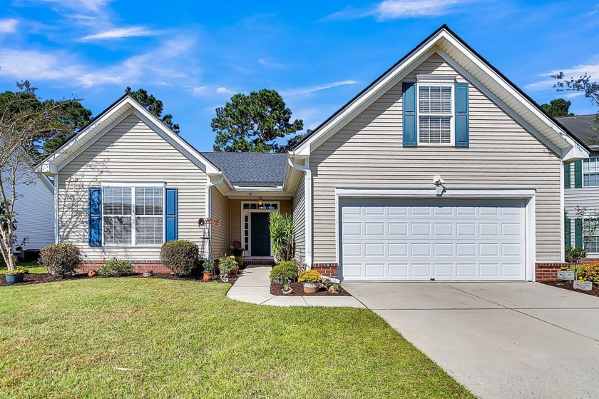 Don't Miss this Beautiful & Bright 4BR/2.5BA Ranch Home on a - Beach Home for sale in Mount Pleasant, South Carolina on Beachhouse.com