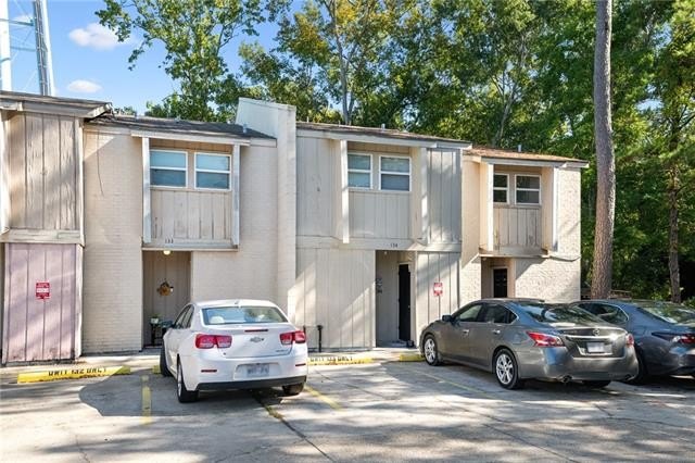 The condo is currently rented at $1,200 per month, generating - Beach Condo for sale in Mandeville, Louisiana on Beachhouse.com