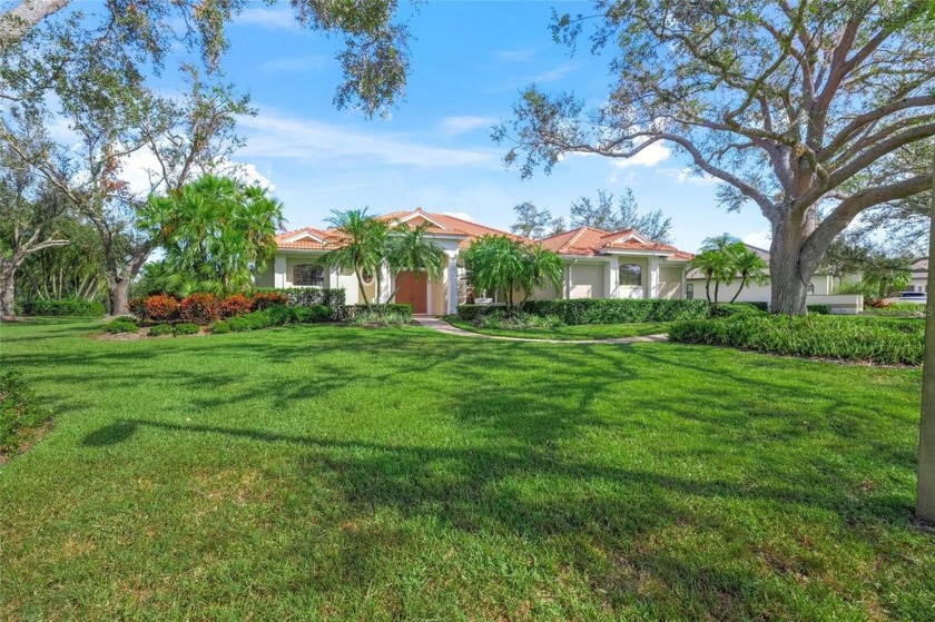 Under contract-accepting backup offers. WELCOME TO LAUREL OAK - Beach Home for sale in Sarasota, Florida on Beachhouse.com