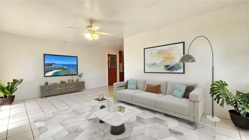 Come home to this charming well-maintained move-in-ready - Beach Home for sale in Waipahu, Hawaii on Beachhouse.com