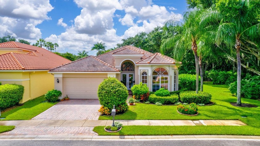 Welcome to this beautifully designed 3/bedroom home, each with - Beach Home for sale in West Palm Beach, Florida on Beachhouse.com