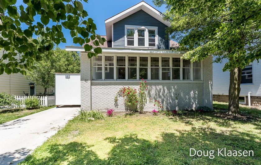 Open House - Saturday, June 6, 10 - 11:30! Pretty home in a - Beach Home for sale in Holland, Michigan on Beachhouse.com