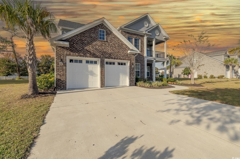 Welcome to paradise in Carolina Waterway Plantation! This - Beach Home for sale in Myrtle Beach, South Carolina on Beachhouse.com