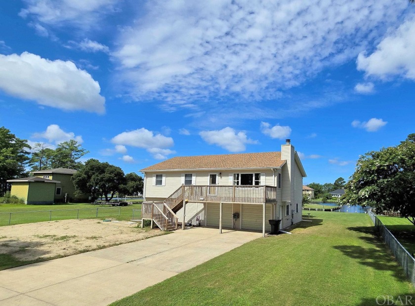 Canal Front Home with 100 FEET OF CANAL FRONTAGE!  Fantastic - Beach Home for sale in Kill Devil Hills, North Carolina on Beachhouse.com