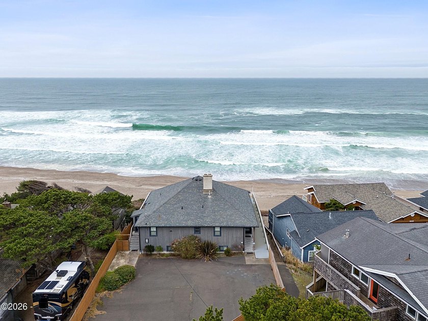 Experience luxury oceanfront living with direct beach access - Beach Home for sale in Depoe Bay, Oregon on Beachhouse.com