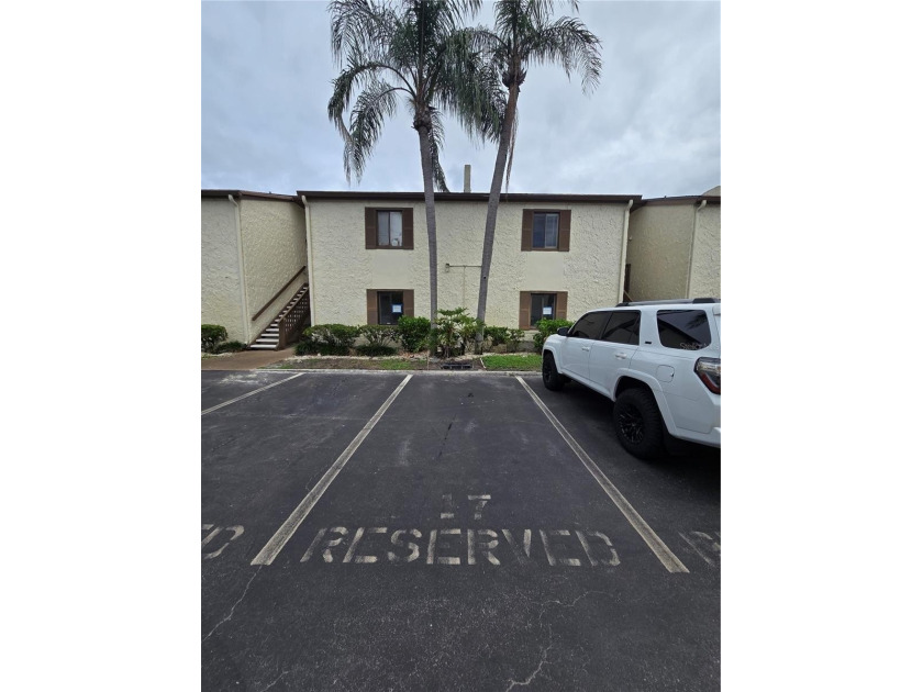 Fully Renovated Coastal Retreat in Peppertree Lake Condos!  Step - Beach Condo for sale in St. Petersburg, Florida on Beachhouse.com