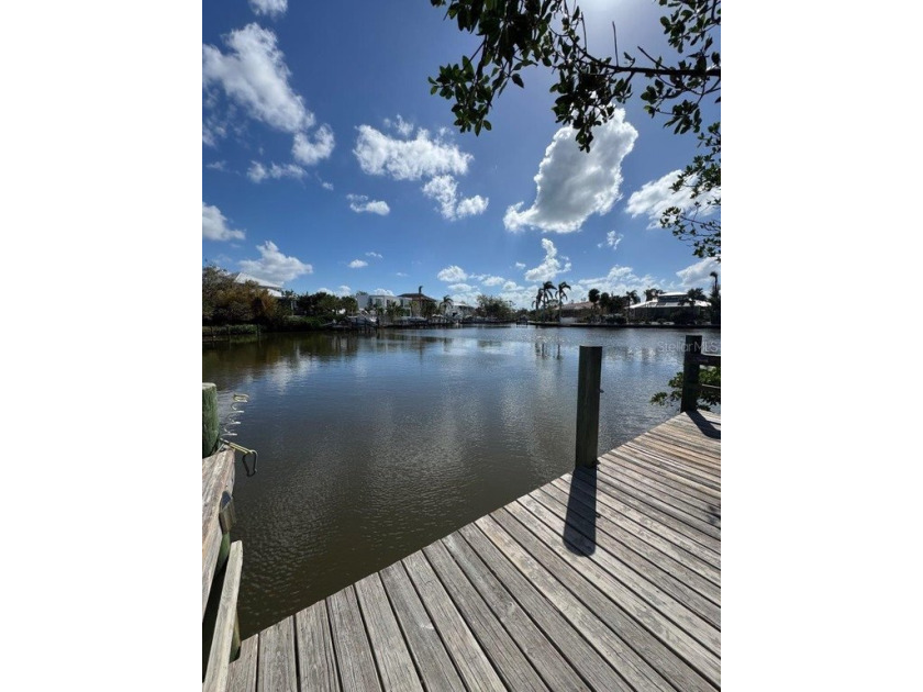 Remodel or tear down. Discover the endless possibilities of - Beach Lot for sale in Sarasota, Florida on Beachhouse.com