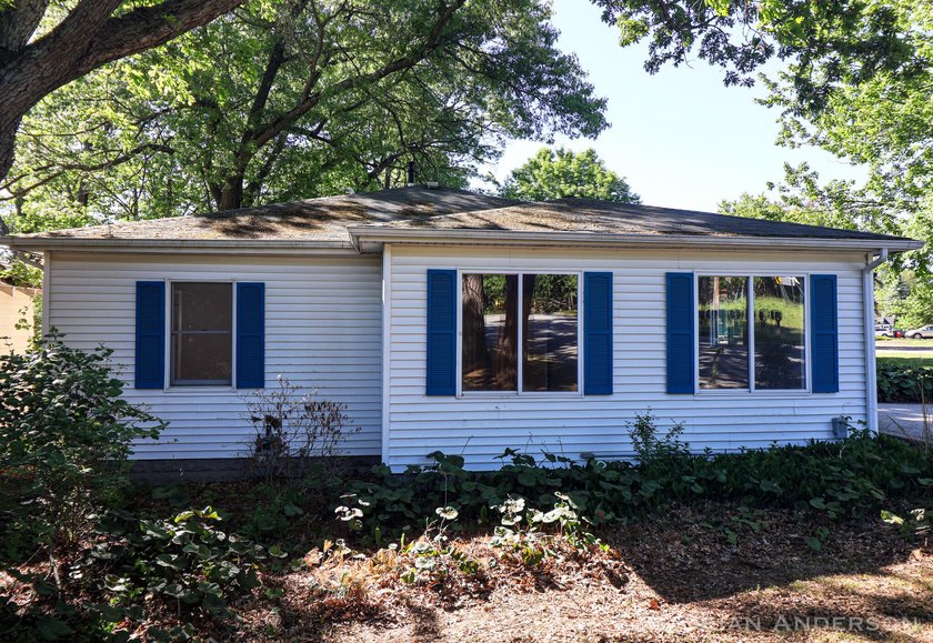 Updated ranch with partial views of White Lake and a fully - Beach Home for sale in Montague, Michigan on Beachhouse.com