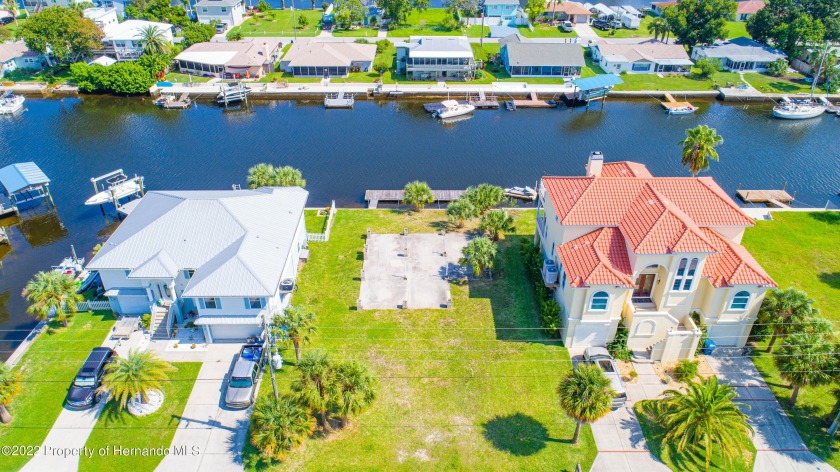 Builder plans provided and were approved by county. Hernando - Beach Lot for sale in Hernando Beach, Florida on Beachhouse.com