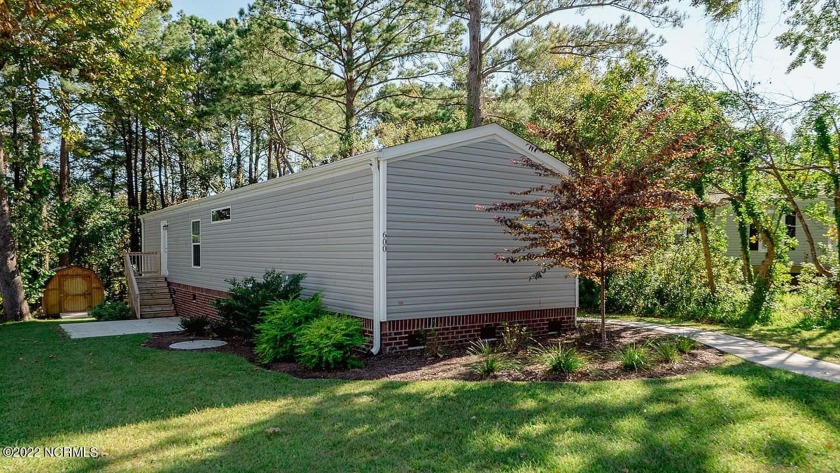Like new 2020, 3 bedroom, 2 bath manufactured home located in - Beach Home for sale in Sunset Beach, North Carolina on Beachhouse.com