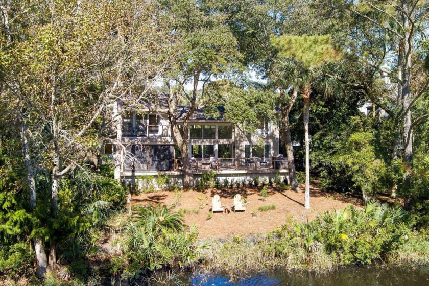 Newly renovated 2708 sq ft home centrally located behind the - Beach Home for sale in Kiawah Island, South Carolina on Beachhouse.com