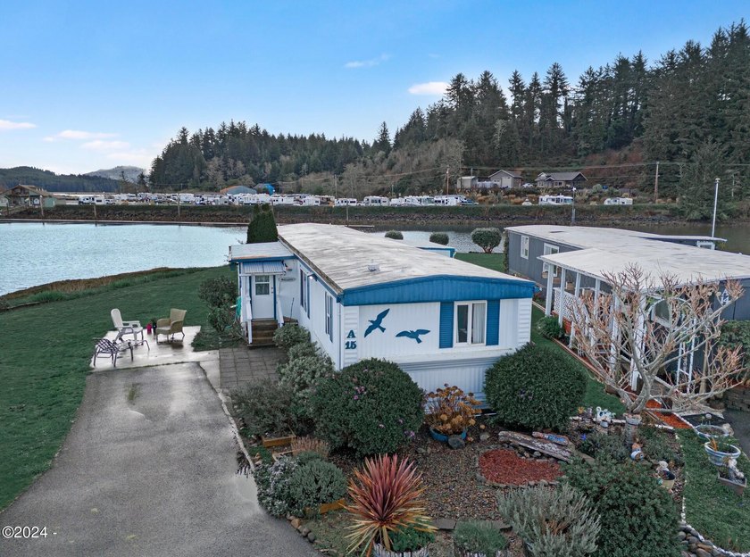 STUNNING BAY VIEWS! Enjoy your private picnic area overlooking - Beach Home for sale in Waldport, Oregon on Beachhouse.com