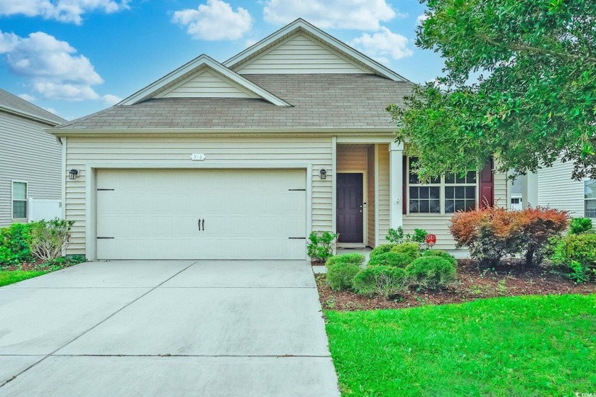 Move-in Ready 3 bedroom, 2 bath home with flex room and 2 car - Beach Home for sale in Murrells Inlet, South Carolina on Beachhouse.com