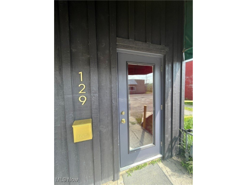 Here's an exciting opportunity for all business owners and - Beach Lot for sale in Lorain, Ohio on Beachhouse.com