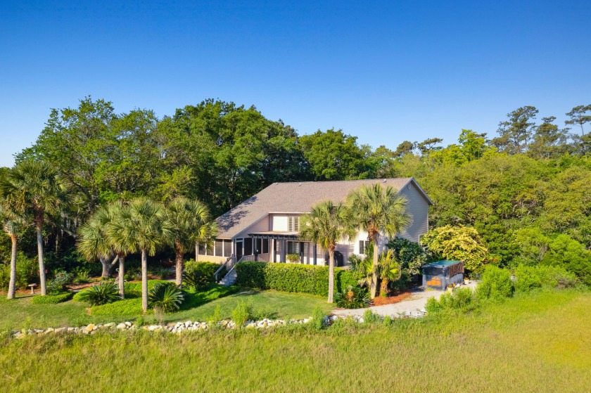Enjoy expansive views of the Intracoastal waterway from the - Beach Home for sale in Charleston, South Carolina on Beachhouse.com