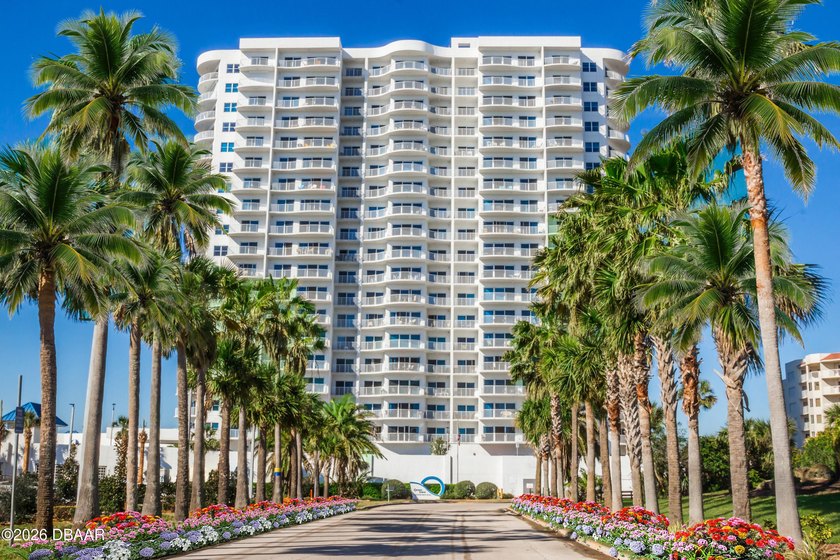 ELEGANT LANDMARK CONDOMINIUM POSITIONED IN THE MOST SPECTACULAR - Beach Condo for sale in Daytona Beach Shores, Florida on Beachhouse.com