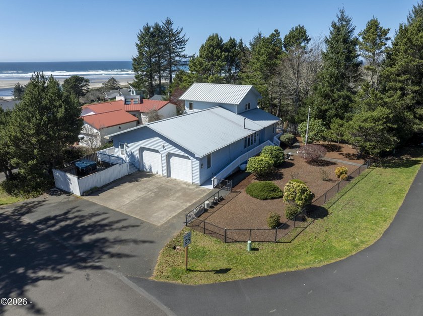 Welcome to this beautifully maintained 2-bedroom, 1.5-bath home - Beach Home for sale in Seal Rock, Oregon on Beachhouse.com