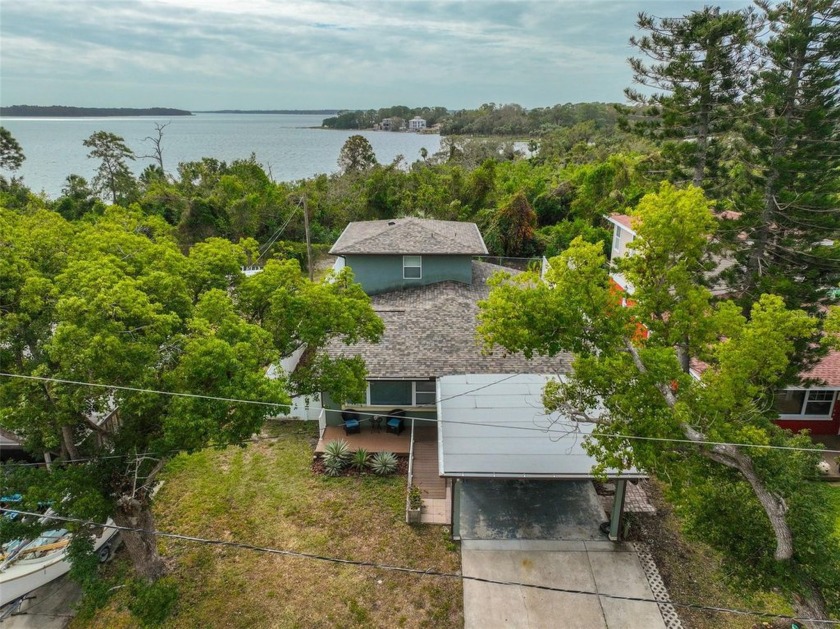 Charming Home steps to Lake Tarpon!  Some excellent features to - Beach Home for sale in Tarpon Springs, Florida on Beachhouse.com