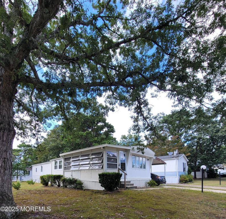 Desirable 55 plus Brighton at Barnegat community is your lovely - Beach Home for sale in Barnegat, New Jersey on Beachhouse.com