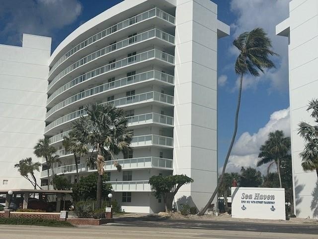 Discover the most stunning new 2/2 listing on the water--ideally - Beach Condo for sale in Pompano Beach, Florida on Beachhouse.com