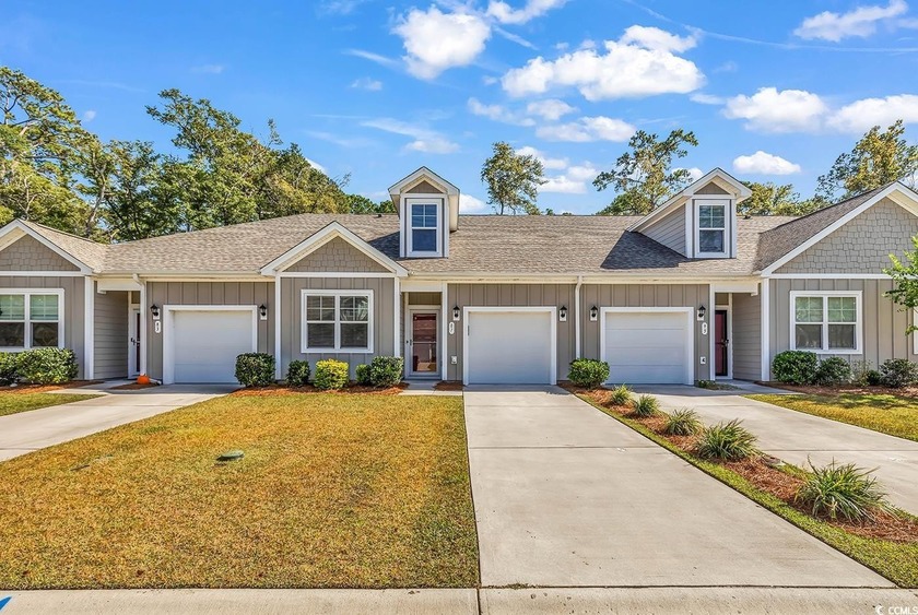 Amazing upgrades on this lovely 3 bedroom/3 bath townhome in one - Beach Townhome/Townhouse for sale in Pawleys Island, South Carolina on Beachhouse.com