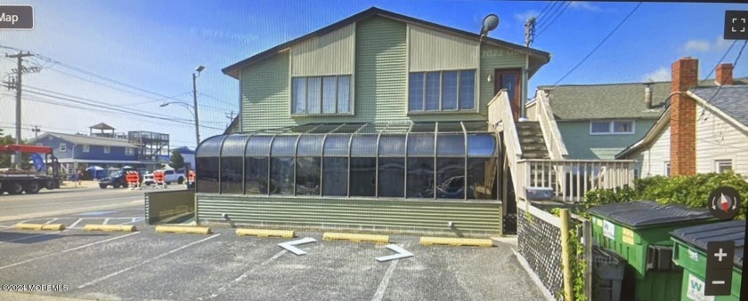 Commercial / Residential (Shore Commercial District) opportunity - Beach Commercial for sale in Ship Bottom, New Jersey on Beachhouse.com