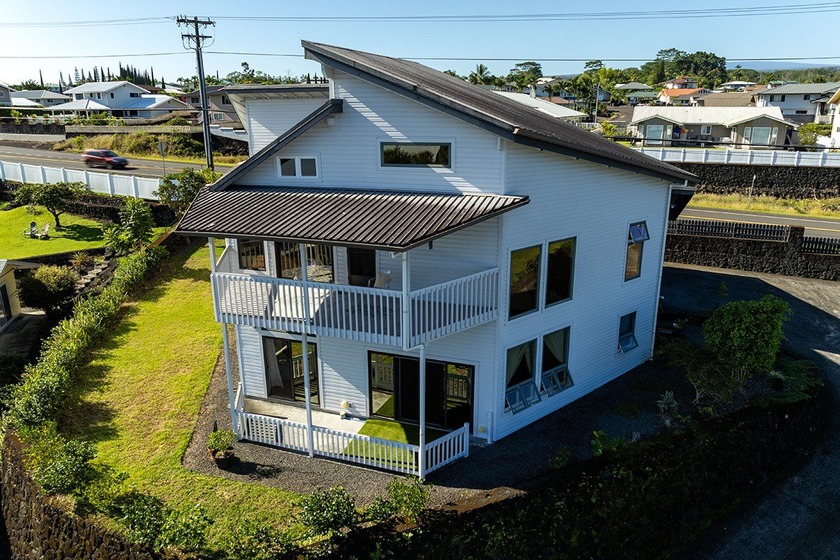 Experience the perfect blend of modern elegance and island charm - Beach Home for sale in Hilo, Hawaii on Beachhouse.com