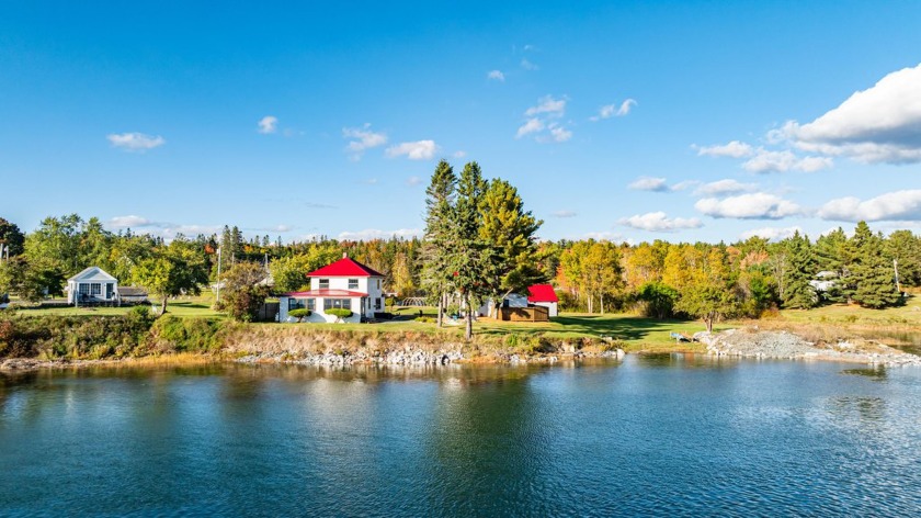 Experience the allure of this stunning oceanfront property - Beach Home for sale in Sullivan, Maine on Beachhouse.com