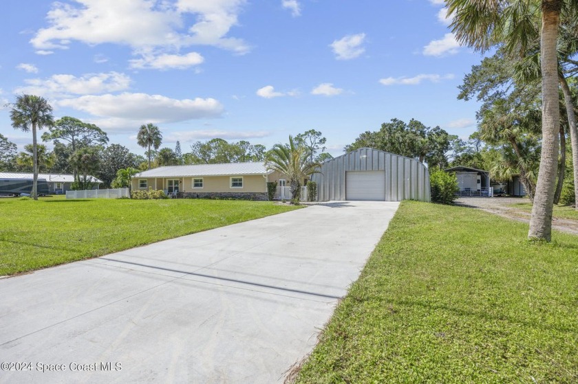 Rare find of a property located near Lake Washington on Harlock - Beach Home for sale in Melbourne, Florida on Beachhouse.com