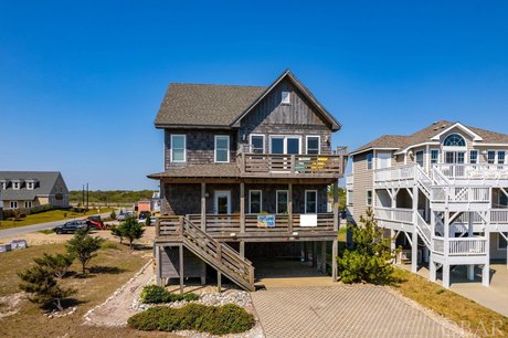 Beautiful semi-oceanfront home with breathtaking ocean views! - Beach Home for sale in Nags Head, North Carolina on Beachhouse.com