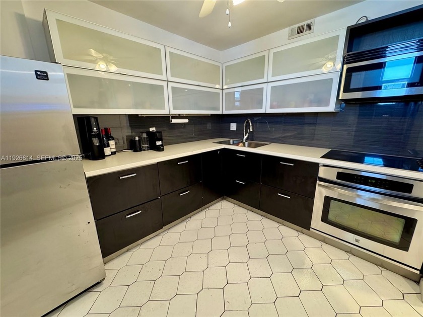 PRICED TO SELL & INVESTOR FRIENDLY!!! Prime Location! Adorable - Beach Condo for sale in North Miami Beach, Florida on Beachhouse.com