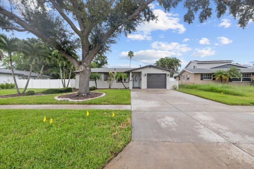 Opportunity awaits in Shore Acres! This spacious 65x167 lot - Beach Home for sale in St. Petersburg, Florida on Beachhouse.com