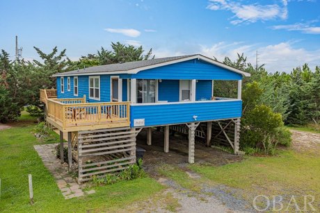 Discover your coastal retreat in the heart of Salvo! This - Beach Home for sale in Salvo, North Carolina on Beachhouse.com