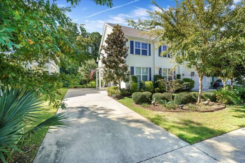 Luxurious Townhome in the Highly Desirable Oyster Point - Beach Home for sale in Mount Pleasant, South Carolina on Beachhouse.com