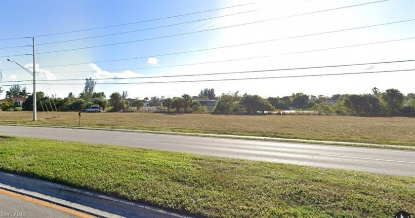 Don't miss out on this under priced, oversized lot! Right on the - Beach Lot for sale in Cape Coral, Florida on Beachhouse.com
