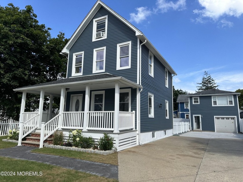 2 buildings on one lot grandfathered in, ~4 blocks from the - Beach Home for sale in Belmar, New Jersey on Beachhouse.com