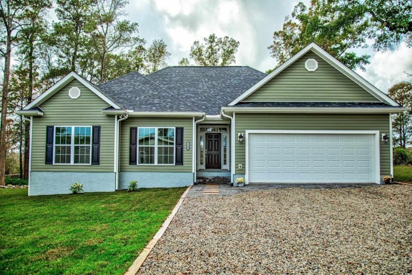 This stunning waterfront property on the Black River offers a - Beach Home for sale in Georgetown, South Carolina on Beachhouse.com