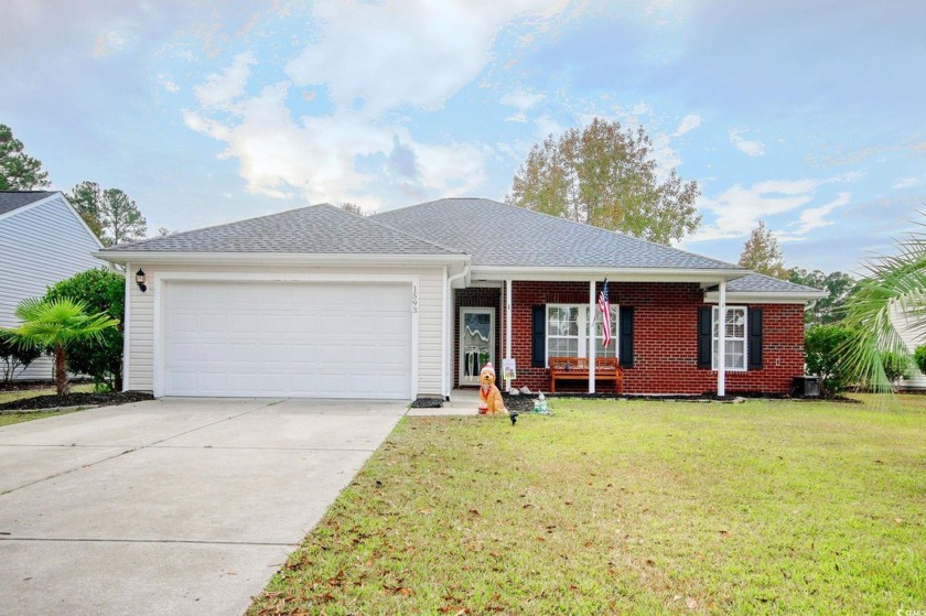 Welcome home to this charming property at 1593 Langley Drive! - Beach Home for sale in Longs, South Carolina on Beachhouse.com