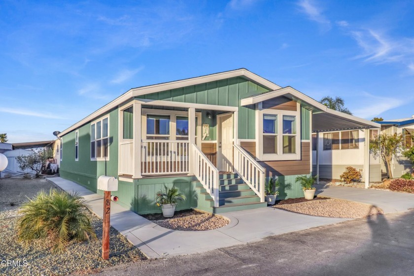 Welcome Home! Ready to welcome the Holidays in this classy - Beach Home for sale in Oxnard, California on Beachhouse.com