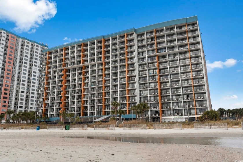 Looking for the ideal vacation rental for your guests? This - Beach Condo for sale in Myrtle Beach, South Carolina on Beachhouse.com