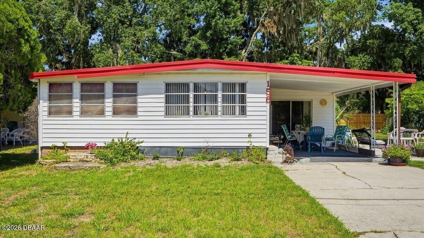 No lot rent and no HOA! Enjoy affordable Florida living in this - Beach Home for sale in Port Orange, Florida on Beachhouse.com