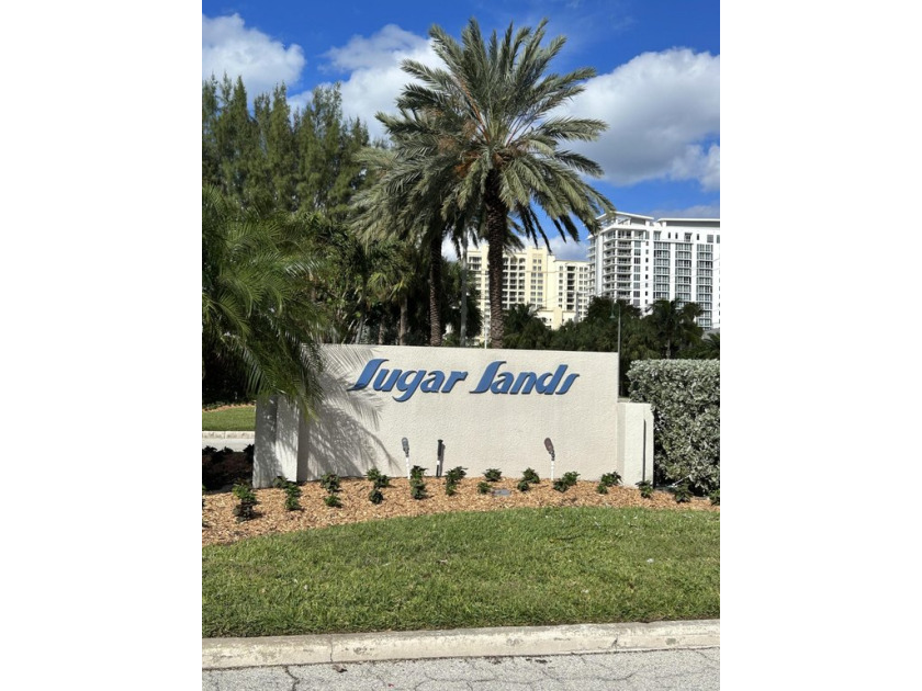 3/2 Condominium Nestled just steps from the sandy shores of - Beach Condo for sale in Riviera Beach, Florida on Beachhouse.com